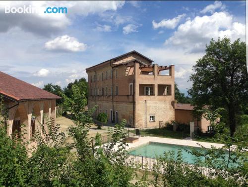 Apartamento con piscina en Vignale Monferrato