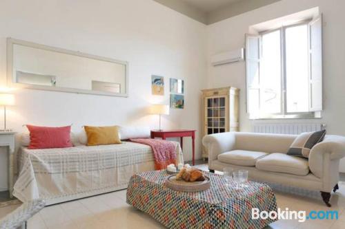 Ideal one bedroom apartment. Be cool, there\s air-con!