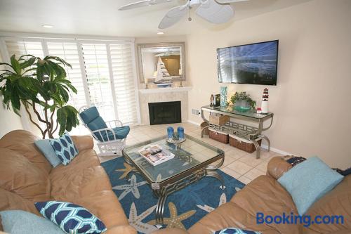 Large place in Oceanside in perfect location