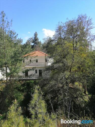 Espacioso apartamento con vistas y wifi.