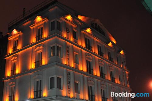 Appartement avec Wifi, avec terrasse!