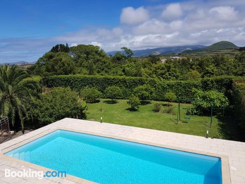 Apartamento com piscina, perfeito para grupos