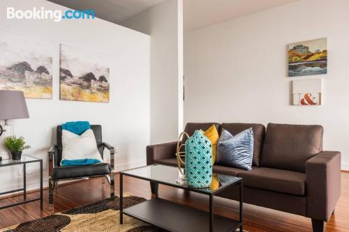 Confortable appartement. Dallas est votre!