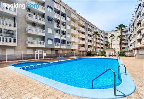 Apartamento en zona increíble. ¡Piscina!