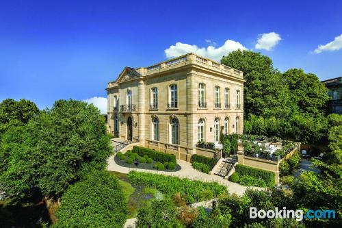 Apt in Bordeaux. Balkon!