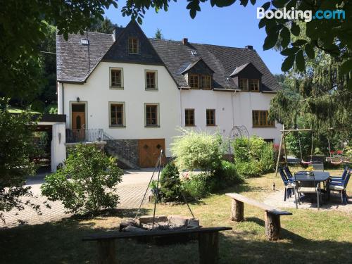 Apartamento em Zell an der Mosel. Wi-fi e terraço