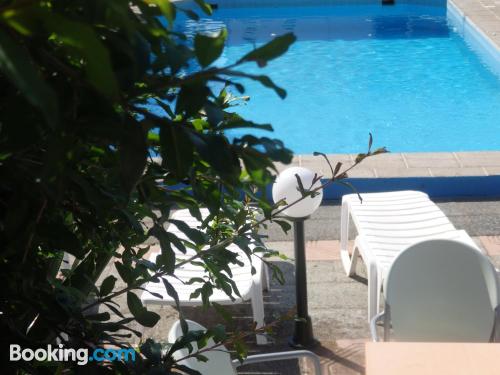 Stay in Kallithea Halkidikis with internet and terrace.