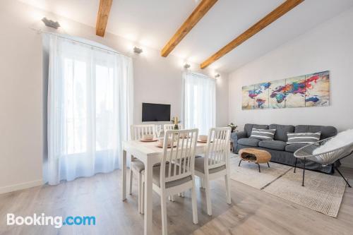 Große ferienwohnung für paare. In Banyoles.