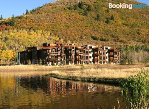 Apartamento con piscina en Park City