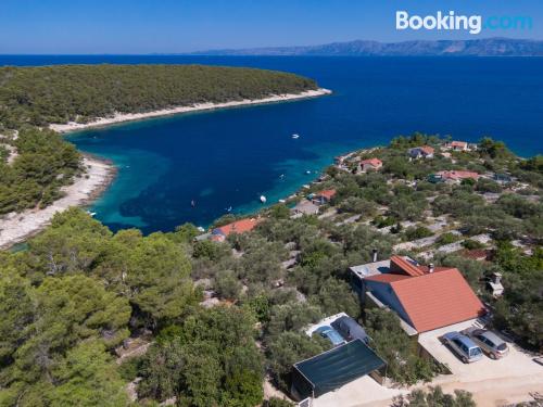 Place with terrace in Vela Luka.