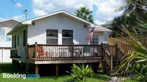 Apartamento de dos habitaciones en Bradenton Beach con wifi.