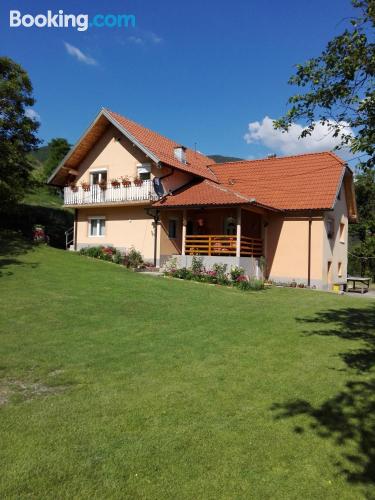 Appartement avec terrasse. Mokra Gora est votre