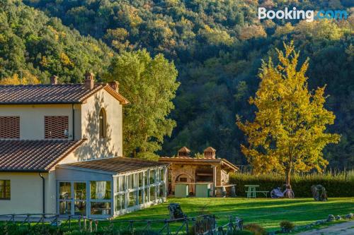 Apartamento con piscina en buena ubicación de Gambassi Terme