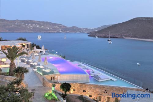 Apt mit pool. In Panormos Mykonos