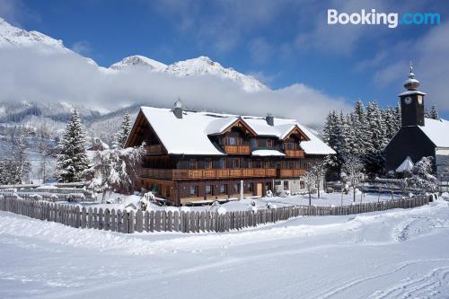 Apt mit Balkon. Ideal für Familien