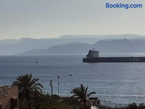 Appartement avec l'air concdetionné. À Aqaba.