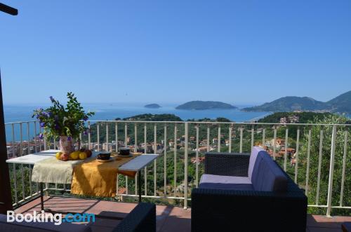 Appartement met terras. Welkom bij Lerici!