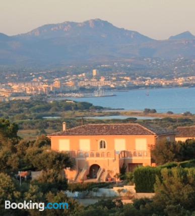 Appartamento con piscina. Saint-Aygulf ai vostri piedi!