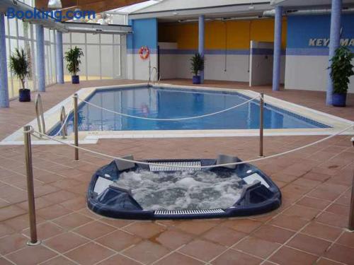 Apartamento con piscina y aire acondicionado en Vera.