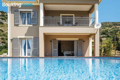 Swimming pool with air place in perfect location of Kateliós