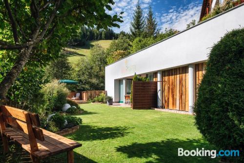 Ferienwohnung mit Terrasse. Ideal für Familien