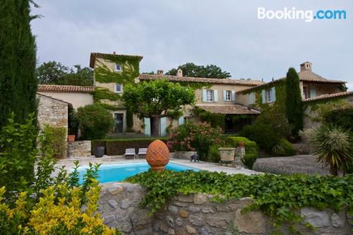 1 bedroom apartment in Vaison-la-Romaine with pool and terrace