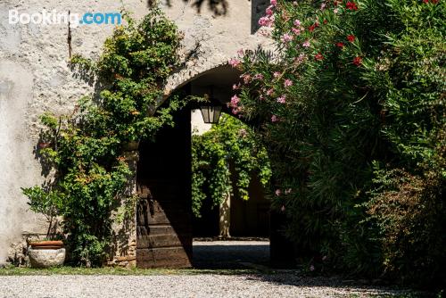 Spazioso appartamento con due camere da letto, a San Felice del Benaco