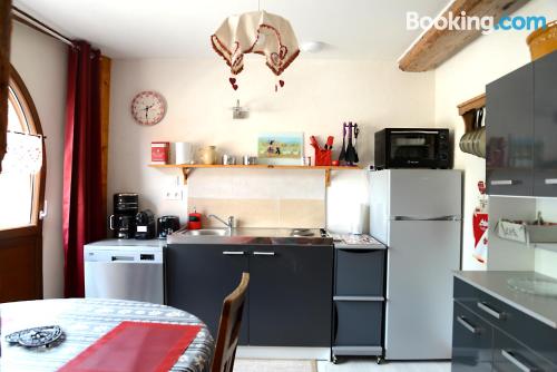 Amplio apartamento con calefacción y conexión a internet