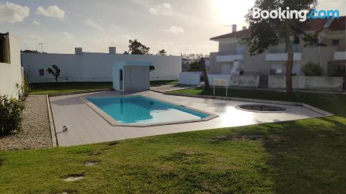 Appartement avec terrasse, idéal pour 5 personnes ou plus.