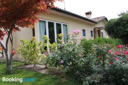 Appartement à San Pietro di Feletto. Terrasse!.