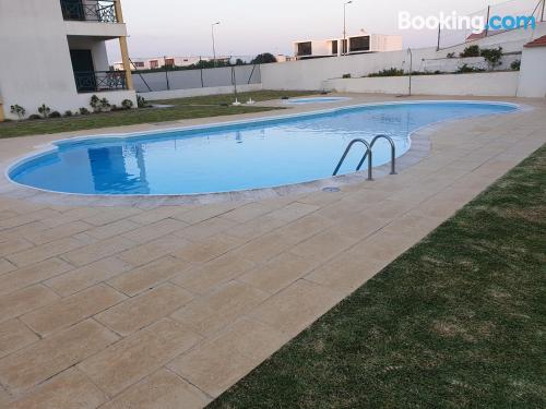 Apartamento com terraço. Piscina!