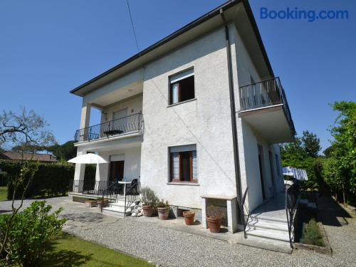 Wohnung mit Balkon. Große