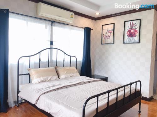 Apartamento perfecto en Thung Si Kan.