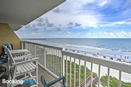 Apartment in Myrtle Beach. Swimming pool!.