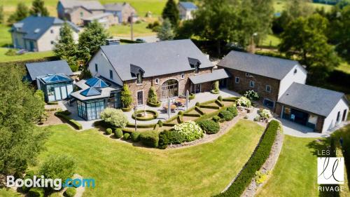 Massif appartement à Stavelot. Parfait!