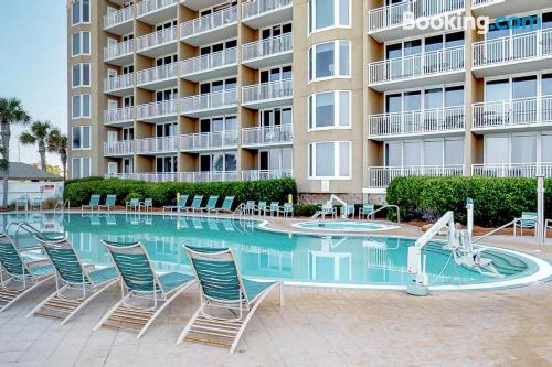 Spacieux appartement. Panama City Beach est votre!.