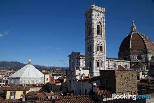 Home with wifi in best location of Florence