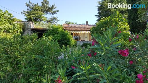 Home for 6 or more in great location of Forcalquier