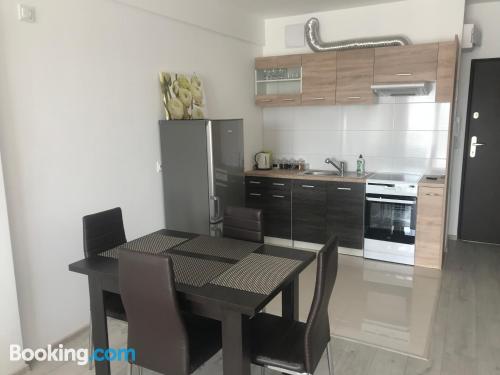 Apartamento com terraço. Perto de tudo.