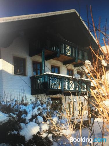 Kolossale wohnung in zentrum. Terrasse!.