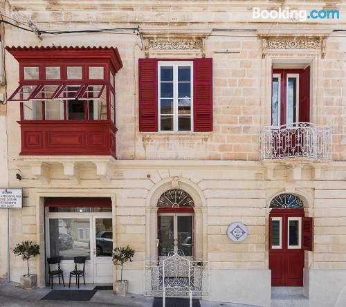 Prático apartamento em Sliema, ideal para duas pessoas