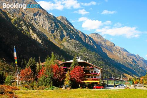 1 bedroom apartment. Sankt Leonhard im Pitztal at your feet!