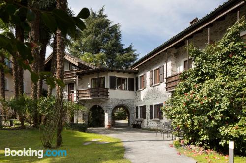 Apartamento en miniatura en Losone con terraza