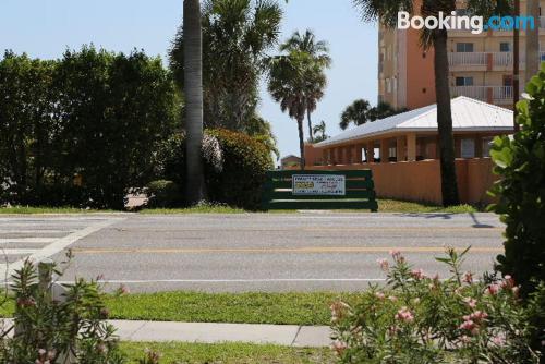Apartment with 3 bedrooms in Fort Myers Beach.