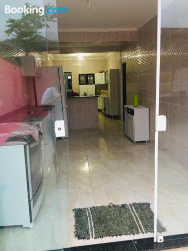 Apartamento adequado para cães à Ubatuba. 3 dormitórios!.