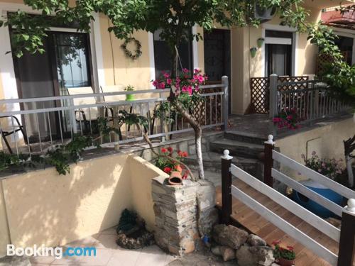 Ferienwohnung in Tiros. W-lan und Terrasse