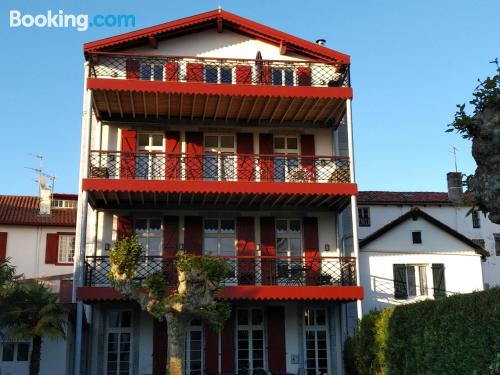 Appartement avec terrasse à Cambo-les-Bains.