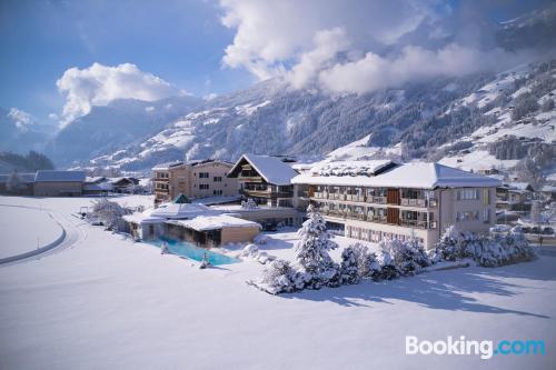 Appartamento con piscina, a Zell am Ziller