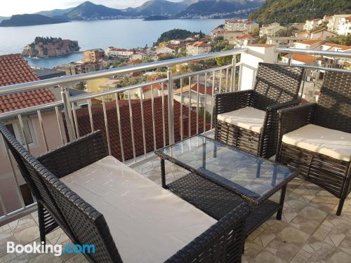 Appartamento con terrazza, a Sveti Stefan