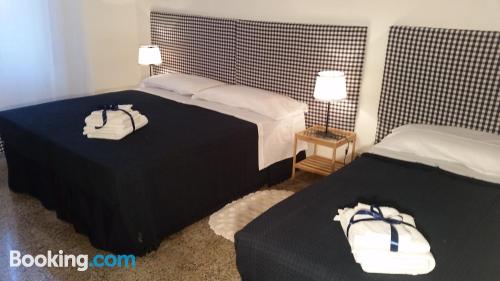 Ample appartement en bonne position. Parfait pour 5 personnes ou plus